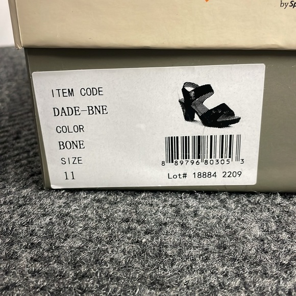 Patrizia Dade dress sandals heels NWT/ box Bone Gold Neutral Wedding Open Toe - Picture 6 of 7